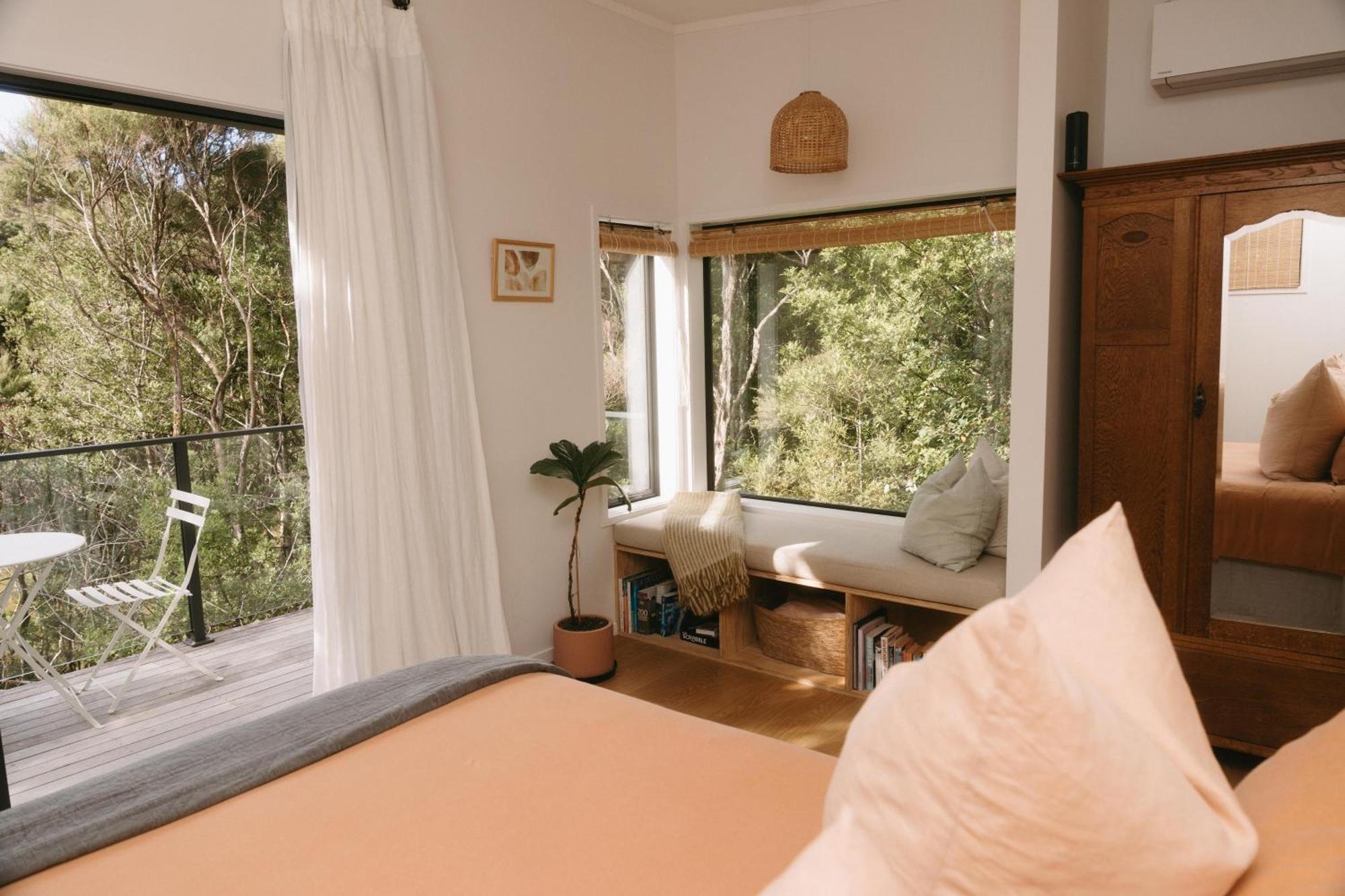 Treehouse Hideaway At Rekindle Tree Houses Opua Dış mekan fotoğraf